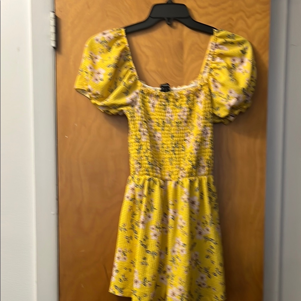 Yellow Floral Puff Sleeve shorts dress
